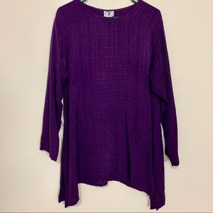 Beautiful purple Carol Turner Collection tunic. M